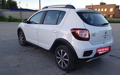 Renault Sandero II рестайлинг, 2018 год, 1 050 000 рублей, 7 фотография