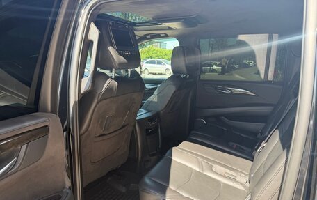 Cadillac Escalade IV, 2015 год, 4 100 000 рублей, 22 фотография