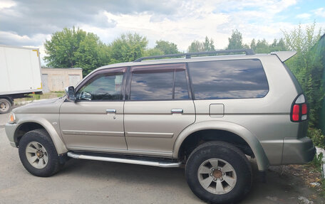 Mitsubishi Pajero Sport II рестайлинг, 2005 год, 1 400 000 рублей, 2 фотография