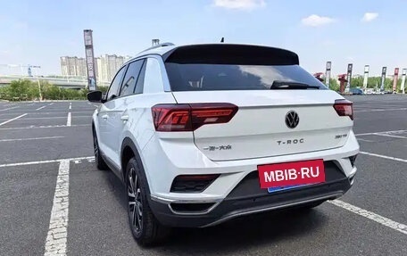 Volkswagen T-Roc I, 2022 год, 1 490 028 рублей, 5 фотография