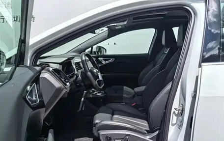 Audi Q4 e-tron, 2025 год, 4 010 010 рублей, 7 фотография