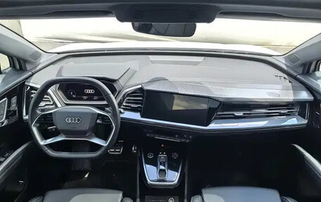 Audi Q4 e-tron, 2025 год, 4 010 010 рублей, 8 фотография