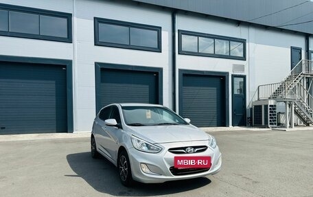 Hyundai Solaris II рестайлинг, 2013 год, 909 000 рублей, 8 фотография