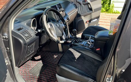 Toyota Land Cruiser Prado 150 рестайлинг 2, 2012 год, 2 900 000 рублей, 6 фотография