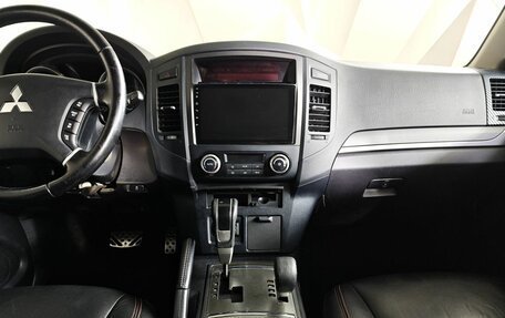 Mitsubishi Pajero IV, 2012 год, 1 899 000 рублей, 14 фотография