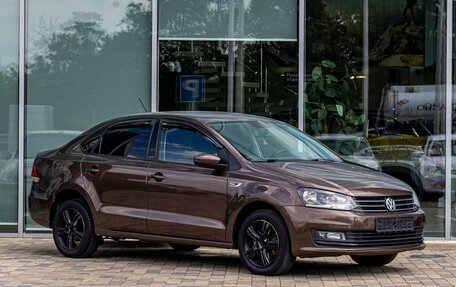 Volkswagen Polo VI (EU Market), 2016 год, 855 000 рублей, 3 фотография