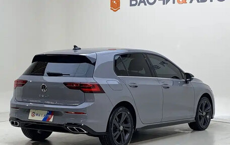 Volkswagen Golf VIII, 2022 год, 1 340 000 рублей, 7 фотография
