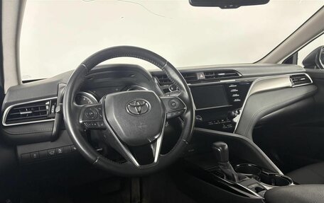 Toyota Camry, 2020 год, 2 599 000 рублей, 12 фотография