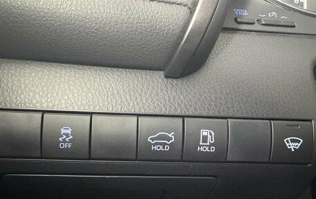 Toyota Camry, 2020 год, 2 599 000 рублей, 19 фотография
