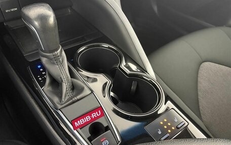 Toyota Camry, 2020 год, 2 599 000 рублей, 18 фотография