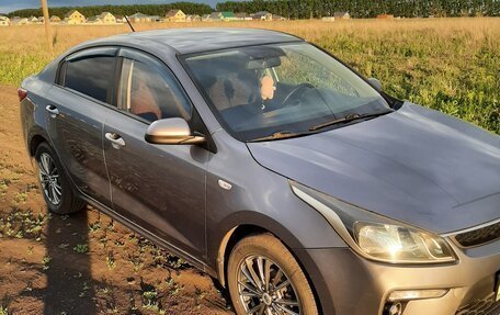KIA Rio IV, 2018 год, 990 000 рублей, 4 фотография