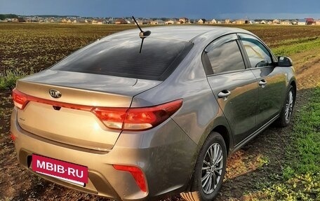 KIA Rio IV, 2018 год, 990 000 рублей, 5 фотография