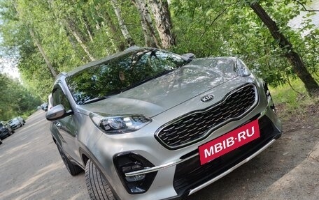 KIA Sportage IV рестайлинг, 2019 год, 2 300 000 рублей, 2 фотография