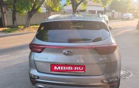 KIA Sportage IV рестайлинг, 2019 год, 2 300 000 рублей, 21 фотография