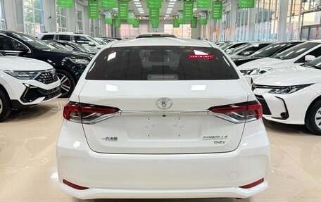 Toyota Corolla, 2022 год, 1 420 000 рублей, 5 фотография