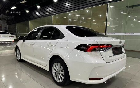 Toyota Corolla, 2022 год, 1 402 000 рублей, 4 фотография