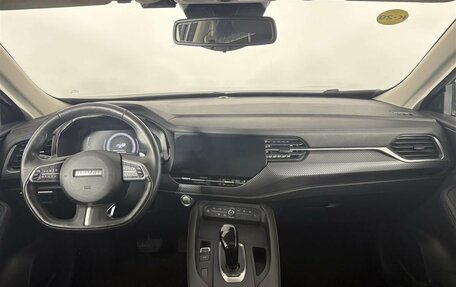 Haval F7x I, 2019 год, 1 785 000 рублей, 10 фотография