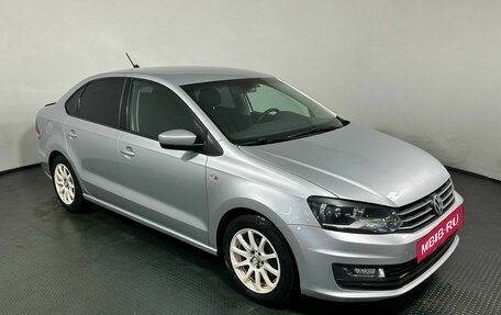 Volkswagen Polo VI (EU Market), 2017 год, 865 000 рублей, 3 фотография