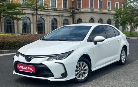 Toyota Corolla, 2022 год, 1 350 000 рублей, 1 фотография