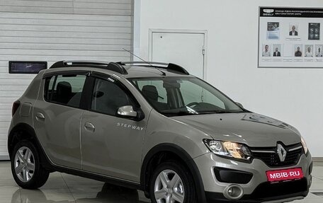 Renault Sandero II рестайлинг, 2015 год, 1 049 900 рублей, 1 фотография