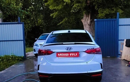 Hyundai Solaris II рестайлинг, 2020 год, 1 112 000 рублей, 2 фотография