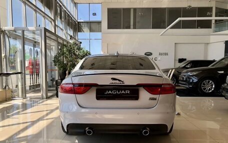 Jaguar XF II, 2017 год, 2 350 000 рублей, 3 фотография