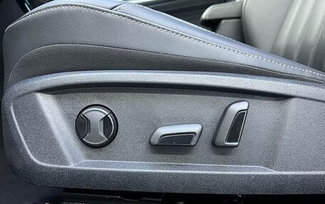Volkswagen Passat B8 рестайлинг, 2023 год, 1 930 000 рублей, 13 фотография