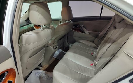 Toyota Camry, 2011 год, 1 500 000 рублей, 18 фотография