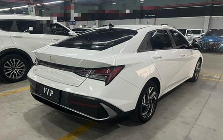 Hyundai Elantra, 2023 год, 1 730 285 рублей, 3 фотография