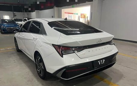 Hyundai Elantra, 2023 год, 1 730 285 рублей, 4 фотография