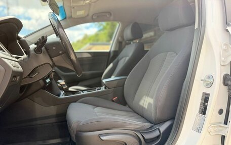 Hyundai Sonata VII, 2019 год, 1 860 000 рублей, 23 фотография