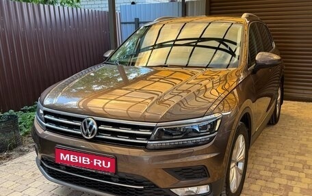 Volkswagen Tiguan II, 2017 год, 2 450 000 рублей, 1 фотография