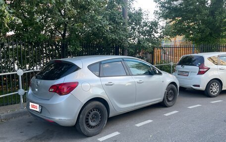 Opel Astra J, 2013 год, 720 000 рублей, 5 фотография