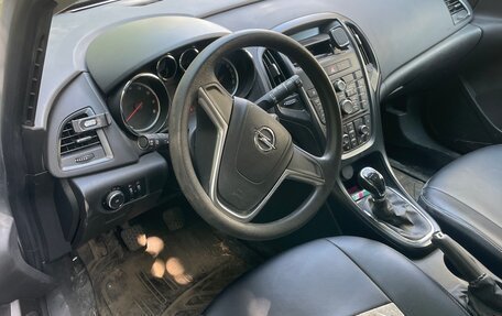 Opel Astra J, 2013 год, 720 000 рублей, 11 фотография