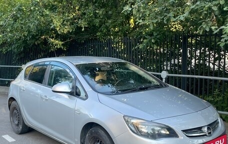 Opel Astra J, 2013 год, 720 000 рублей, 6 фотография