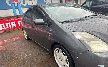 Toyota Prius, 2008 год, 950 000 рублей, 4 фотография