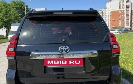 Toyota Land Cruiser Prado 150 рестайлинг 2, 2017 год, 4 199 000 рублей, 7 фотография