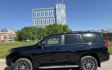 Toyota Land Cruiser Prado 150 рестайлинг 2, 2017 год, 4 199 000 рублей, 13 фотография