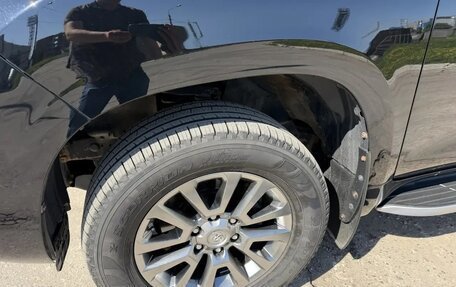 Toyota Land Cruiser Prado 150 рестайлинг 2, 2017 год, 4 199 000 рублей, 17 фотография
