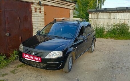 Renault Logan I, 2013 год, 335 000 рублей, 3 фотография