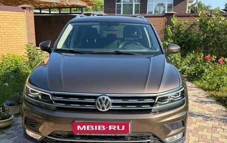 Volkswagen Tiguan II, 2017 год, 2 450 000 рублей, 6 фотография