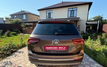 Volkswagen Tiguan II, 2017 год, 2 450 000 рублей, 8 фотография
