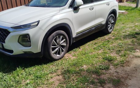 Hyundai Santa Fe IV, 2019 год, 2 700 000 рублей, 2 фотография