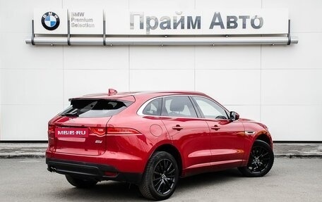 Jaguar F-Pace, 2017 год, 2 400 000 рублей, 2 фотография