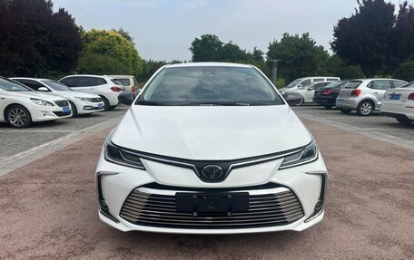 Toyota Corolla, 2022 год, 1 240 000 рублей, 2 фотография