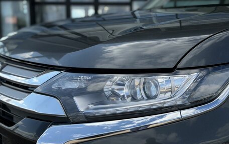 Mitsubishi Outlander III рестайлинг 3, 2017 год, 1 890 000 рублей, 8 фотография
