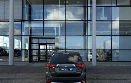 Mitsubishi Outlander III рестайлинг 3, 2017 год, 1 890 000 рублей, 5 фотография
