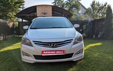 Hyundai Solaris II рестайлинг, 2014 год, 890 000 рублей, 1 фотография