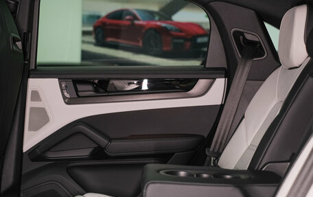 Porsche Cayenne III, 2026 год, 17 890 000 рублей, 26 фотография
