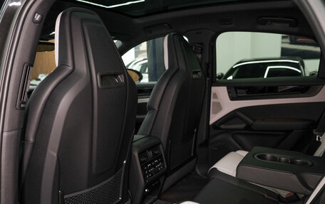 Porsche Cayenne III, 2026 год, 17 890 000 рублей, 28 фотография